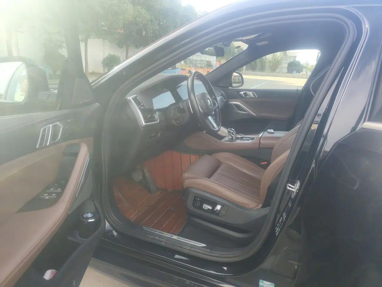 BMW X6 2021 xDrive40i Luxury Model with M Sport Package — миниатюра 16