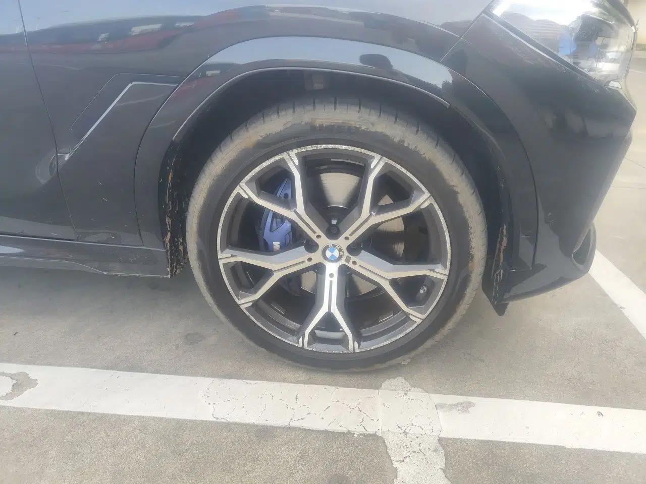 BMW X6 2021 xDrive40i Luxury Model with M Sport Package — миниатюра 8