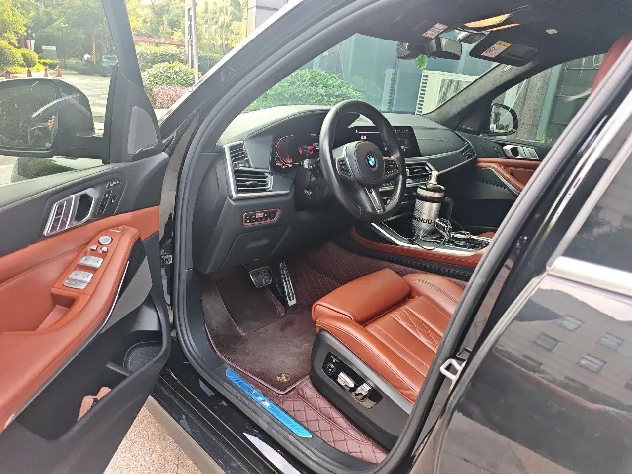 BMW X7 2019 xDrive40i Luxury M Sport Package — миниатюра 16