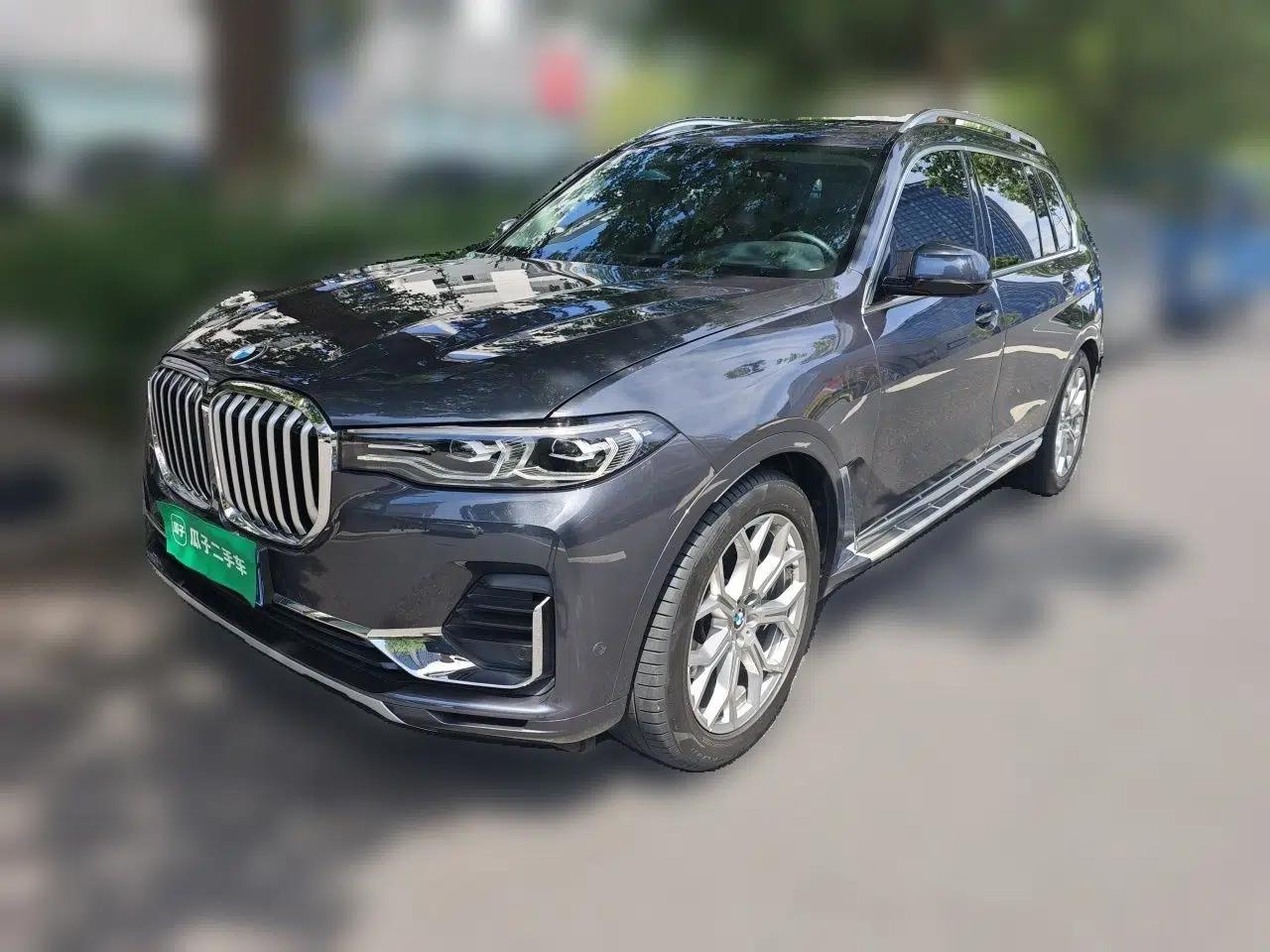 BMW X7 2022 xDrive40i Luxury Package with Leading Features — миниатюра 1