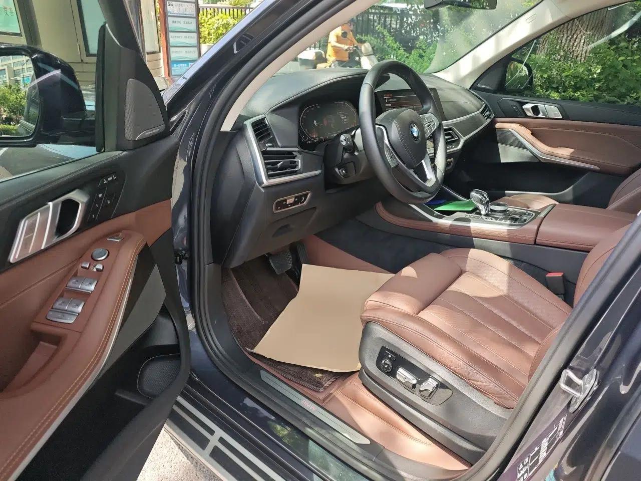 BMW X7 2022 xDrive40i Luxury Package with Leading Features — миниатюра 16