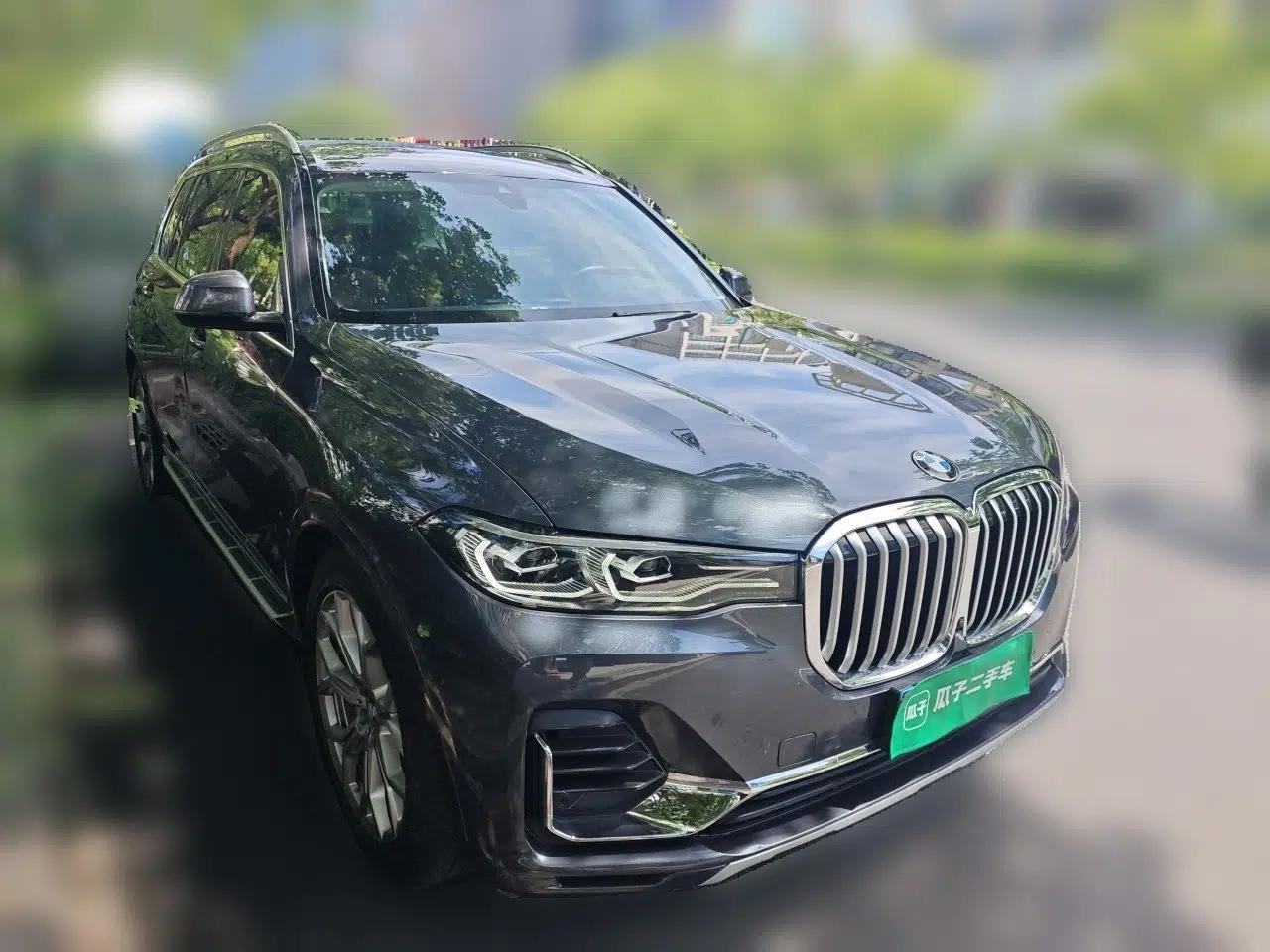 BMW X7 2022 xDrive40i Luxury Package with Leading Features — миниатюра 3