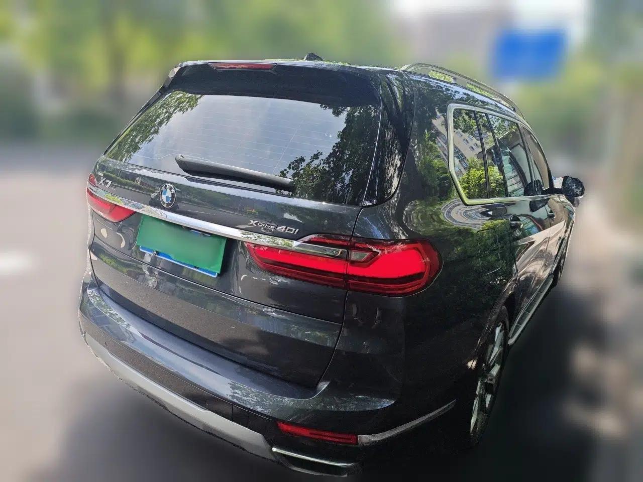 BMW X7 2022 xDrive40i Luxury Package with Leading Features — миниатюра 6