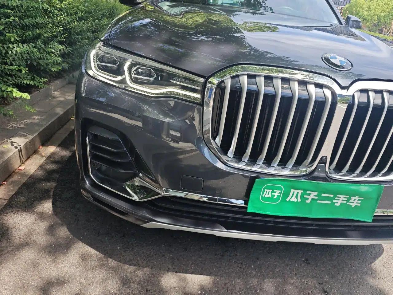 BMW X7 2022 xDrive40i Luxury Package with Leading Features — миниатюра 7