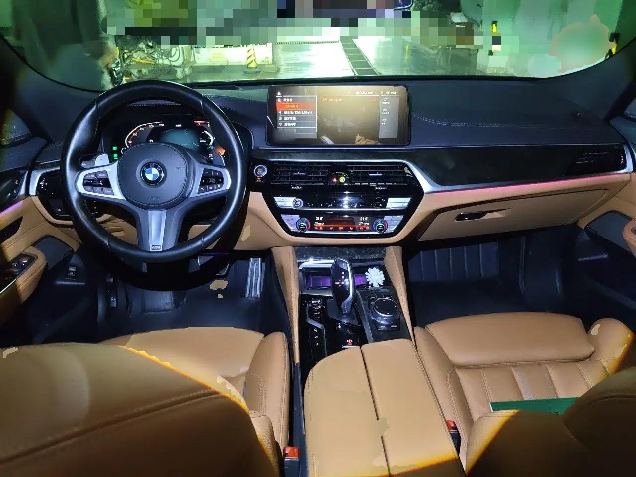 BMW 6 Series GT 2021 630i M Sport Package — миниатюра 9