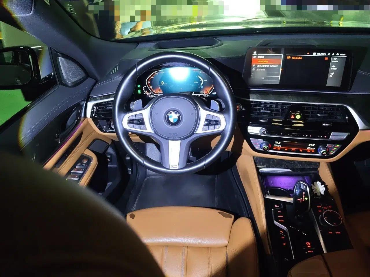 BMW 6 Series GT 2021 630i M Sport Package — миниатюра 10