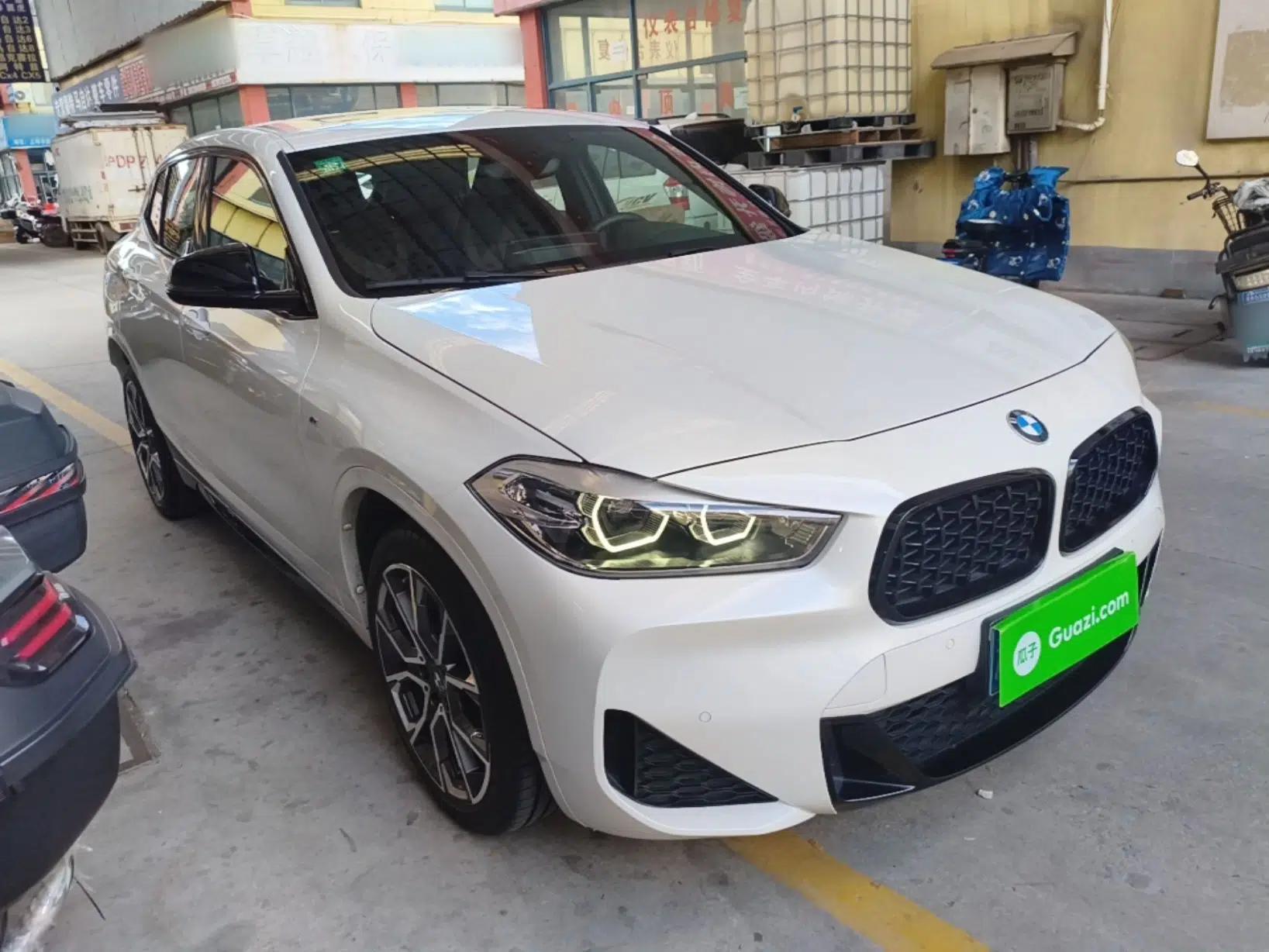 BMW X2 2021 Restyled sDrive25i Midnight Edition — миниатюра 3
