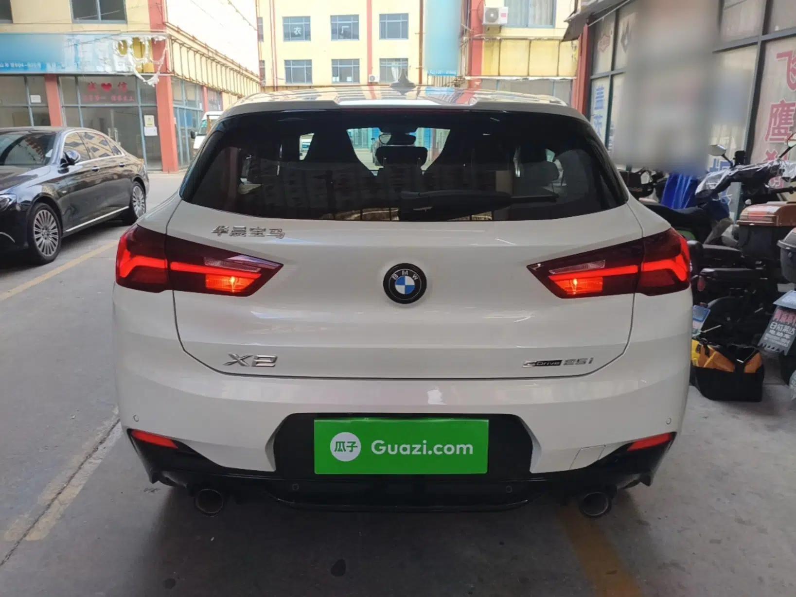 BMW X2 2021 Restyled sDrive25i Midnight Edition — миниатюра 5
