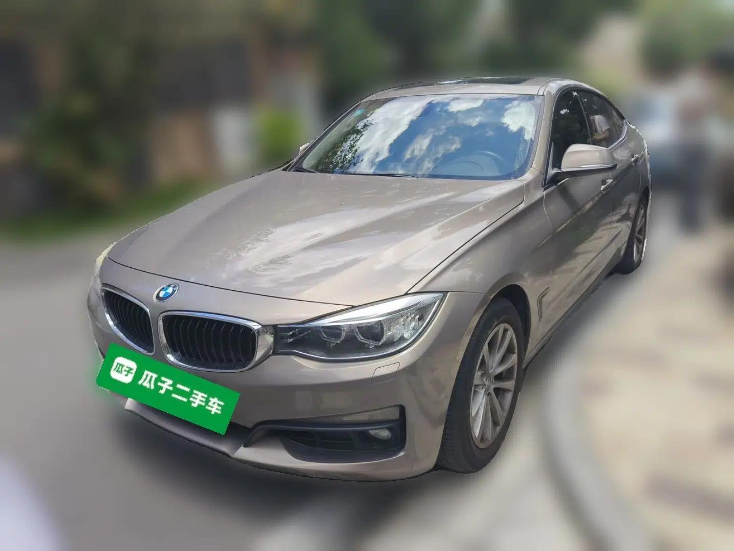 BMW 3 Series GT 2013 320i Leading Model — миниатюра 1