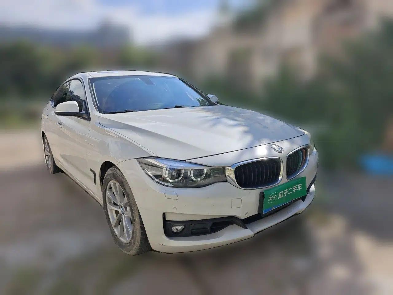 BMW 3 Series GT 2017 320i Sport Edition — миниатюра 3