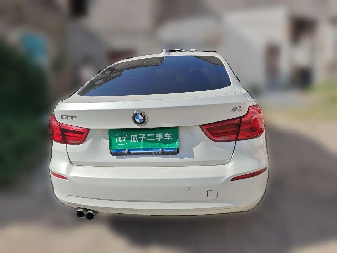 BMW 3 Series GT 2017 320i Sport Edition — миниатюра 5