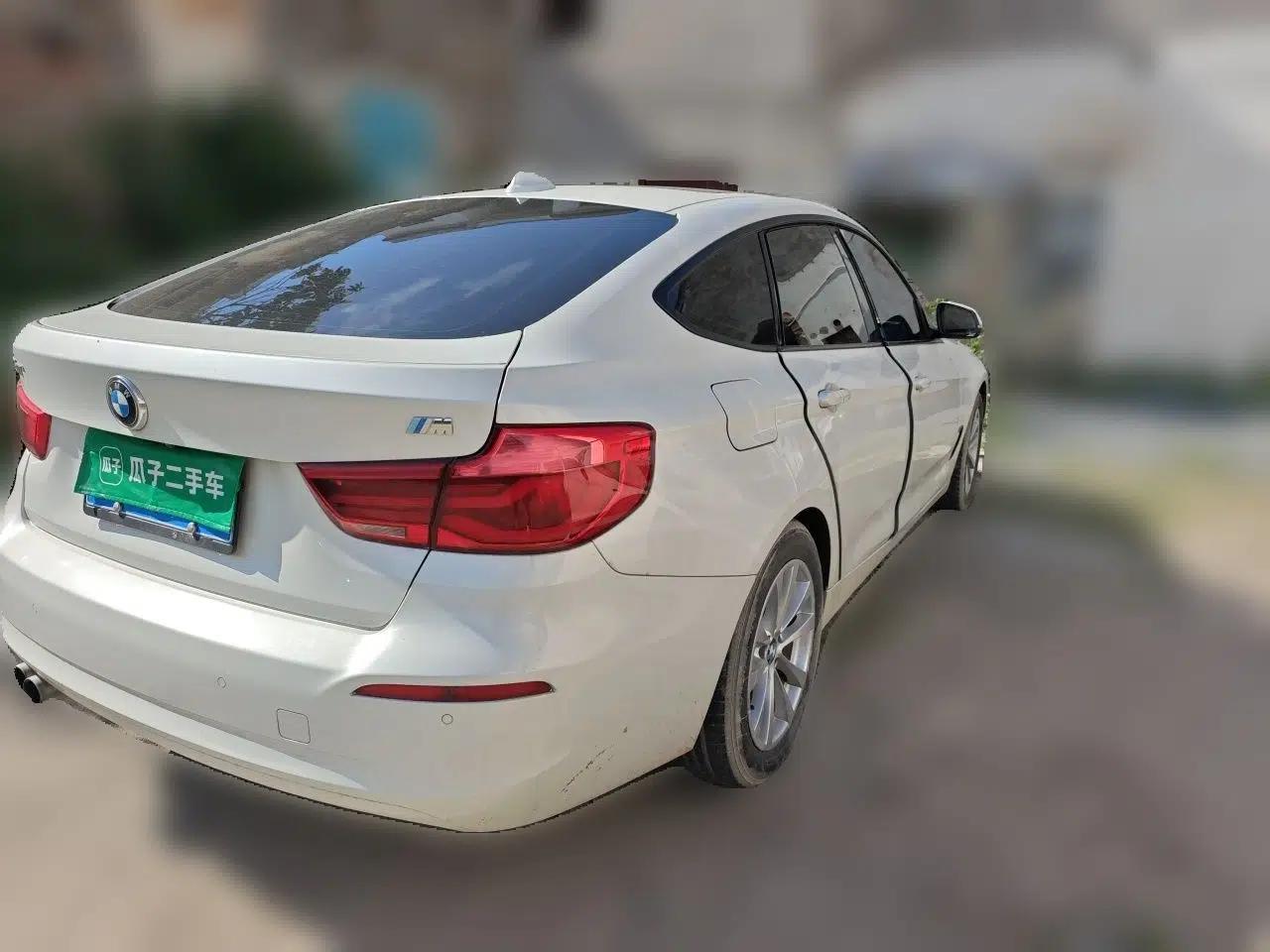 BMW 3 Series GT 2017 320i Sport Edition — миниатюра 6