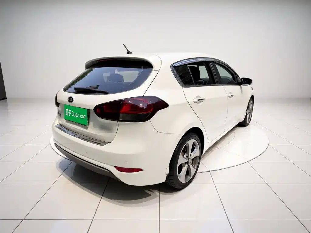 Kia K3S 2014 1.6L Automatic GLS — миниатюра 4