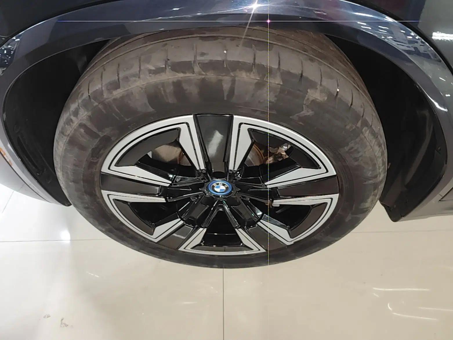 BMW iX3 2023 Leading Model — миниатюра 10
