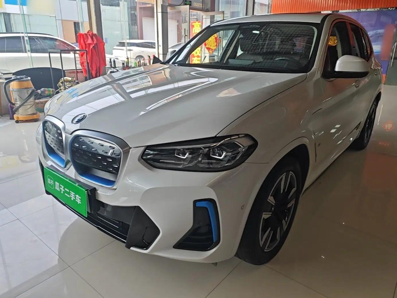 BMW iX3 2022 Leading Model — миниатюра 1