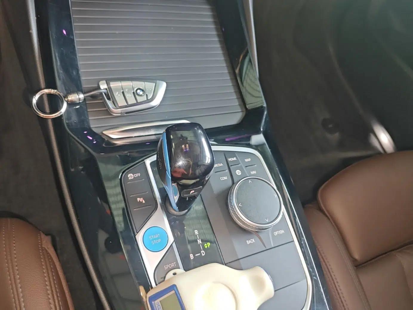 BMW iX3 2022 Leading Model — миниатюра 16