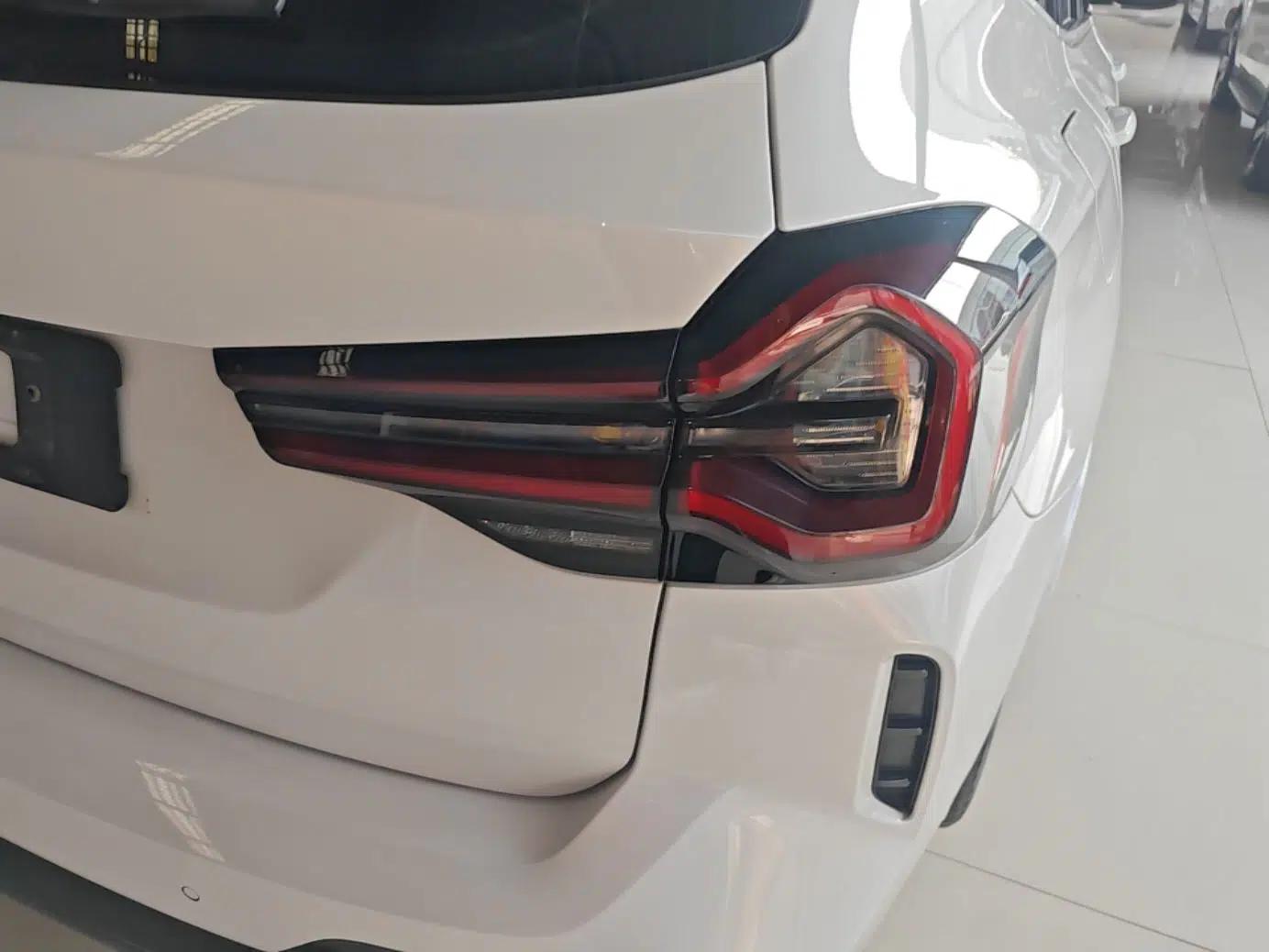 BMW iX3 2022 Leading Model — миниатюра 9