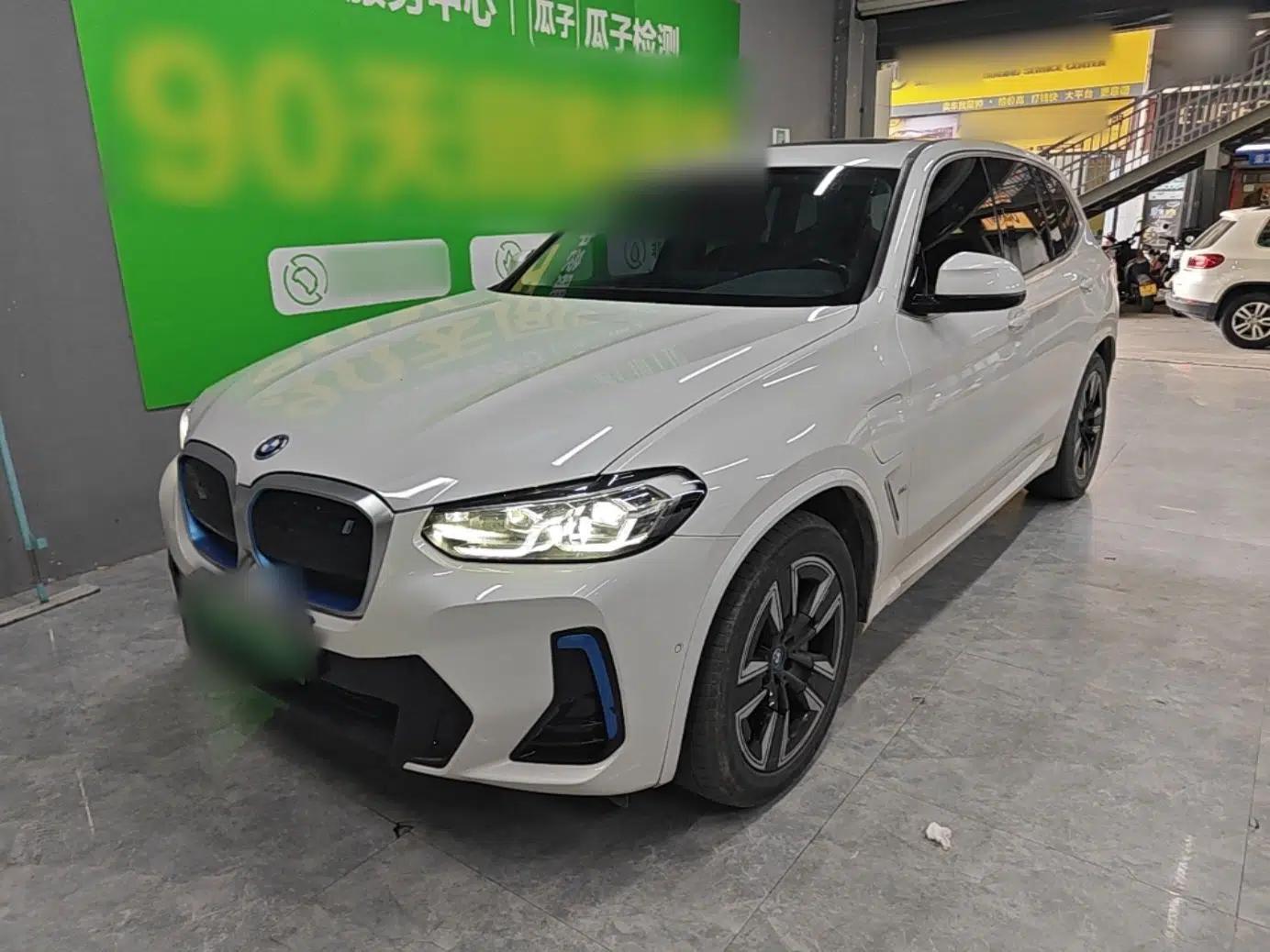 BMW iX3 2022 Leading Model — миниатюра 1