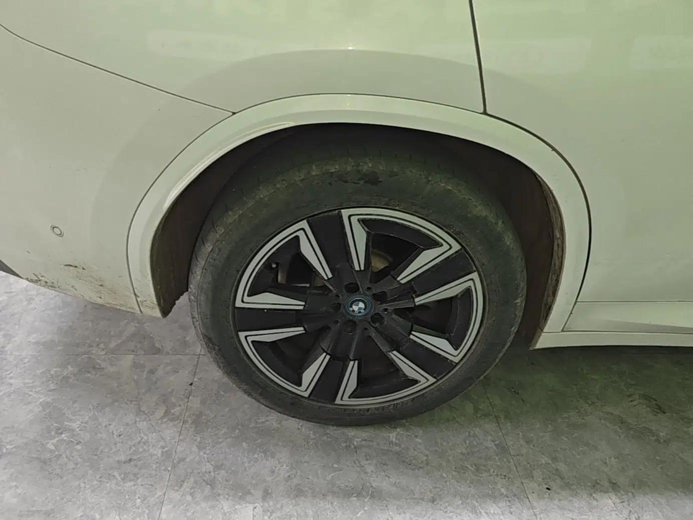 BMW iX3 2022 Leading Model — миниатюра 11