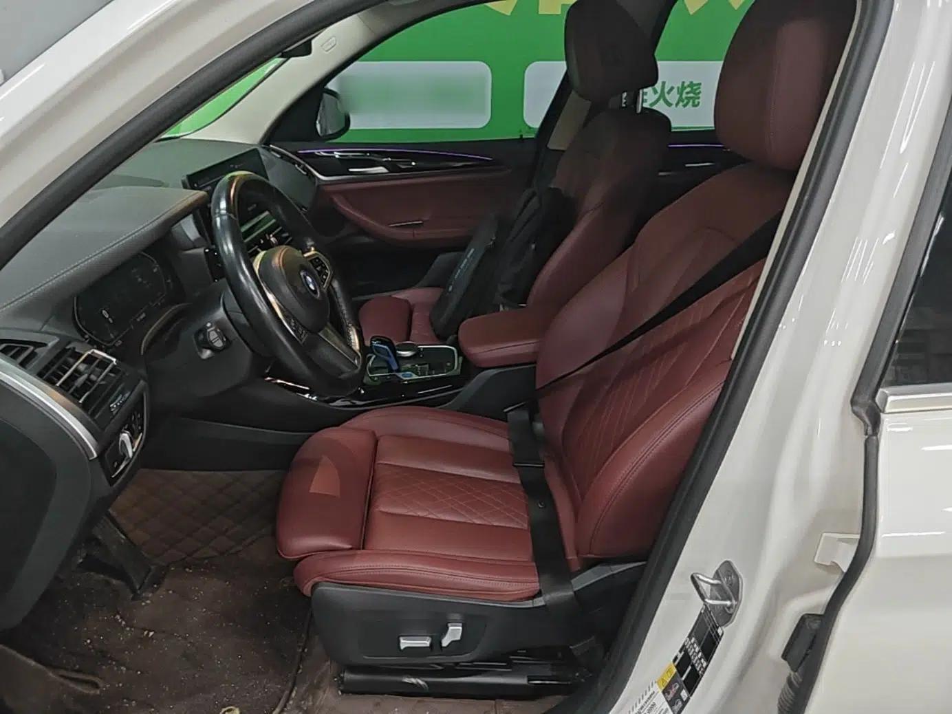 BMW iX3 2022 Leading Model — миниатюра 17
