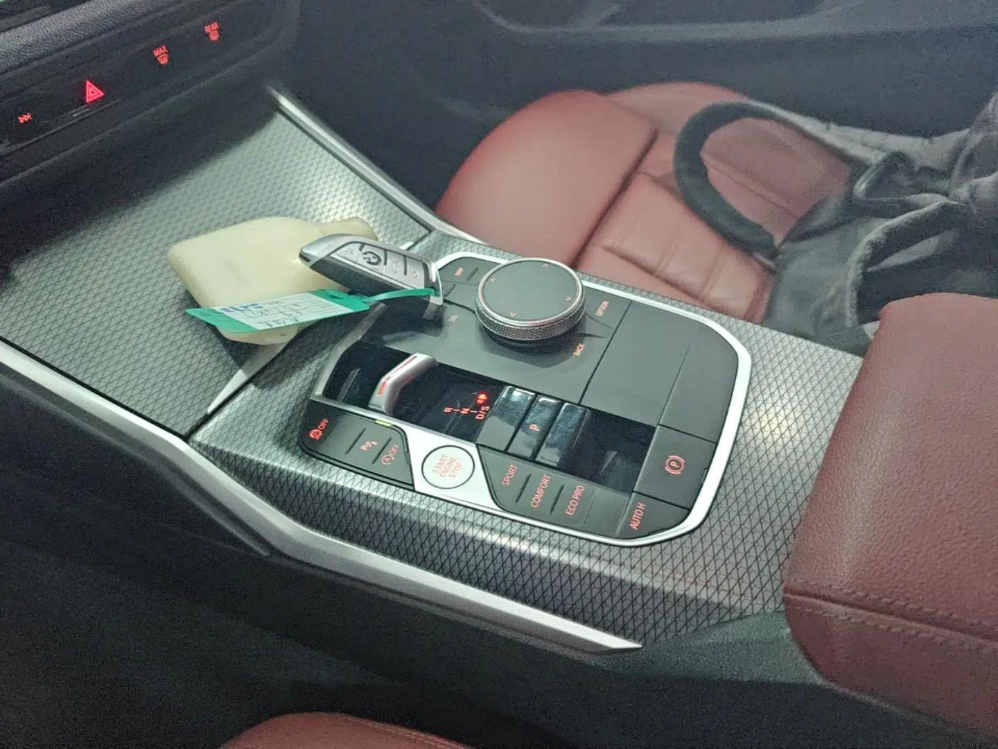 BMW 2 Series 2023 225i M Sport Night Edition Package — миниатюра 16