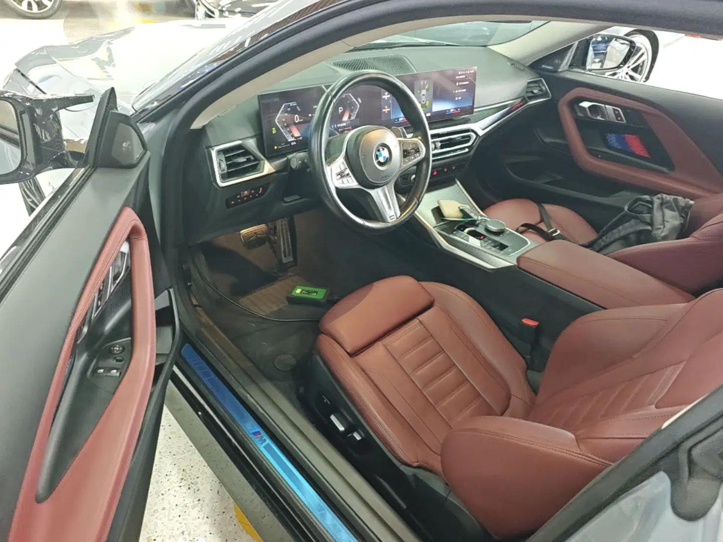 BMW 2 Series 2023 225i M Sport Night Edition Package — миниатюра 18