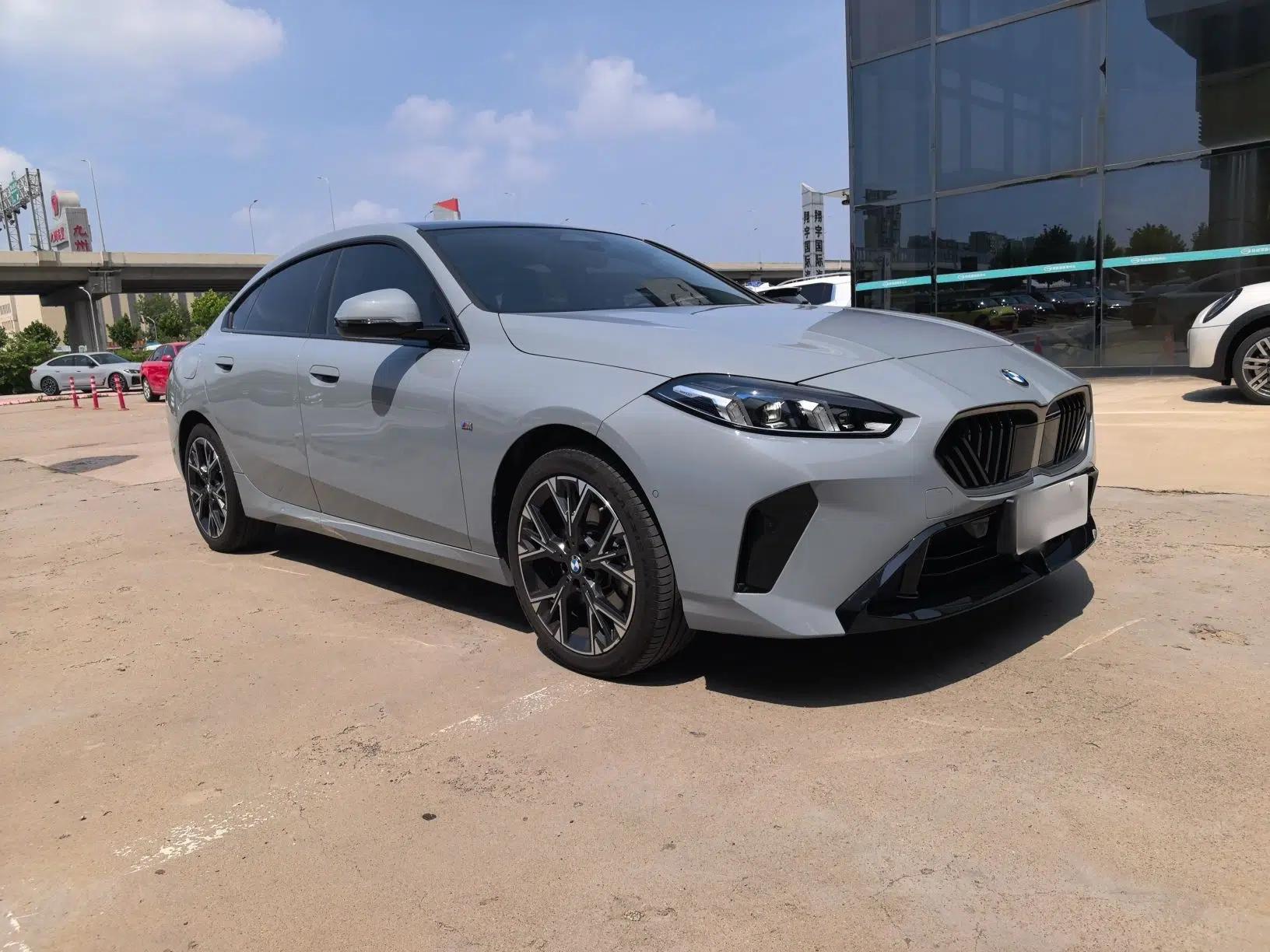 BMW 2 Series 2025 225L M Sport Package — миниатюра 16