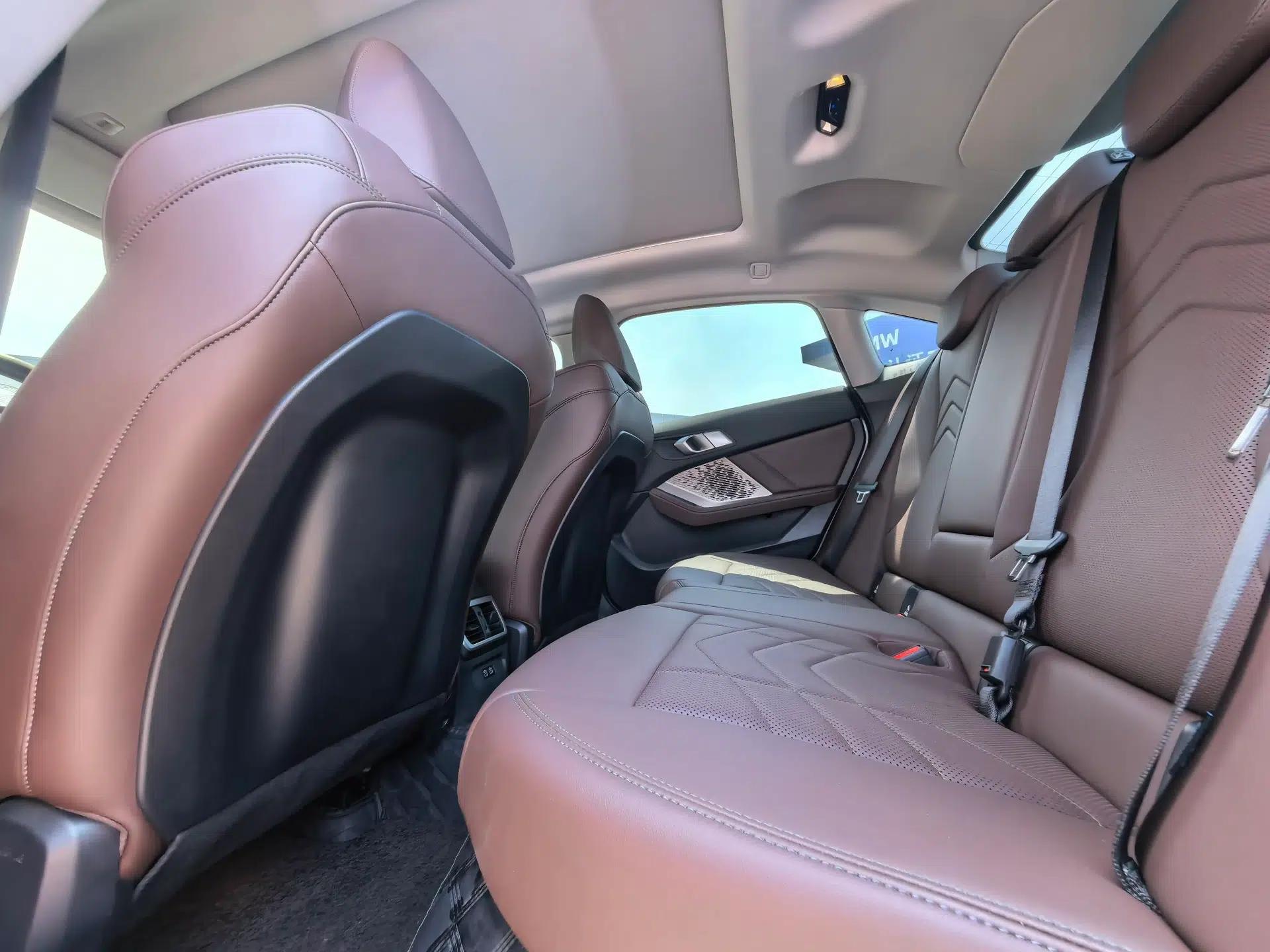 BMW 2 Series 2025 225L M Sport Package — миниатюра 30