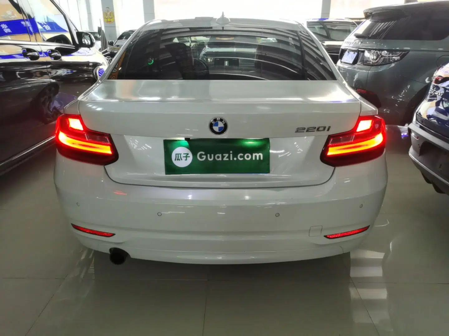 BMW 2 Series 2014 220i Leading Model — миниатюра 5