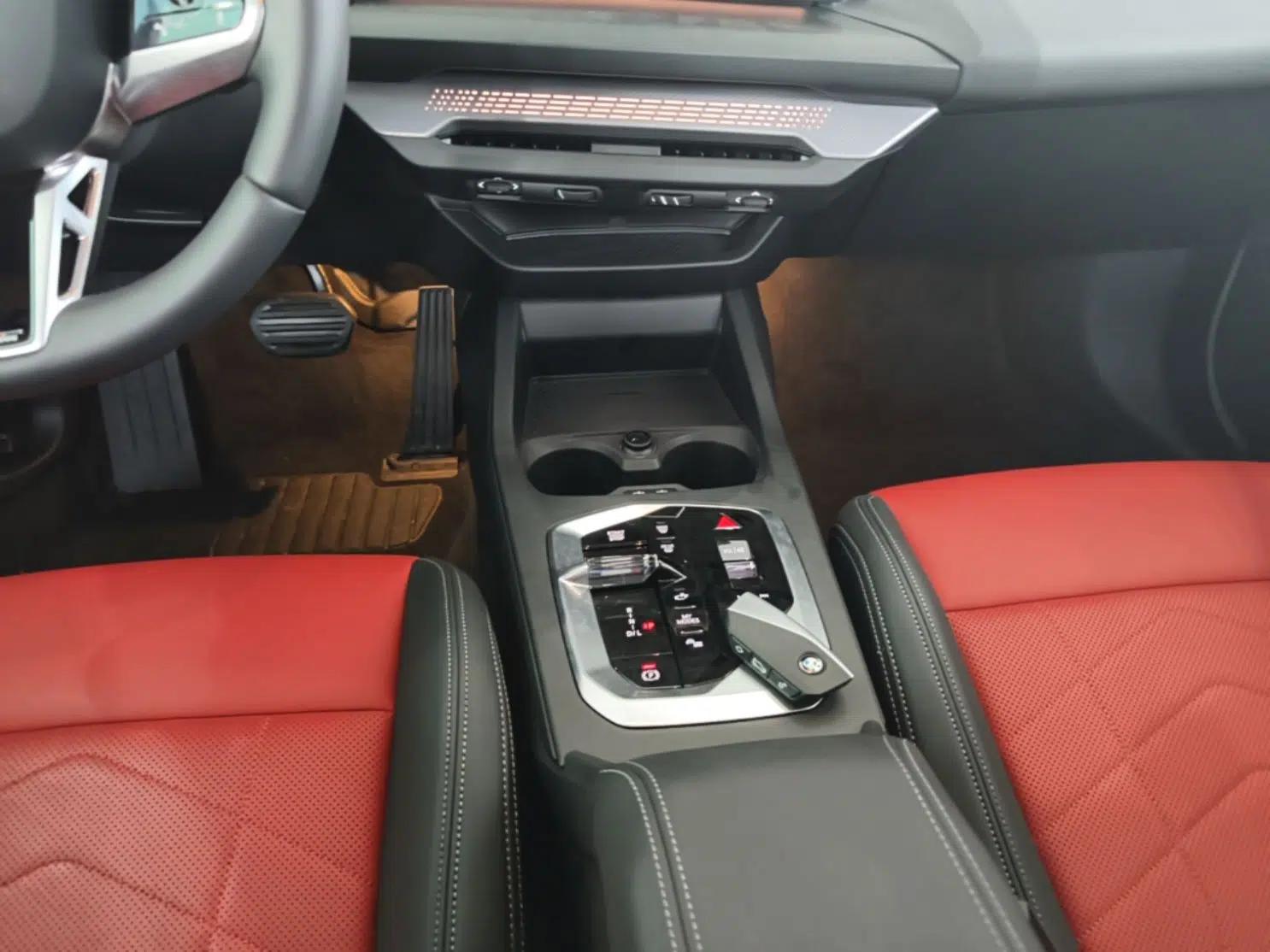 BMW 2 Series 2025 225L M Sport Night Edition Package — миниатюра 21