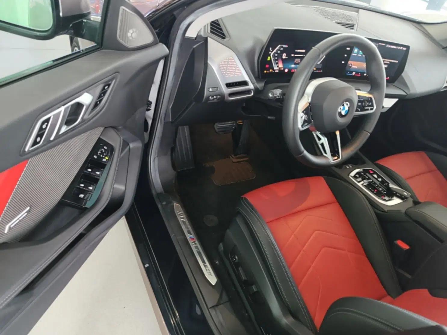 BMW 2 Series 2025 225L M Sport Night Edition Package — миниатюра 23