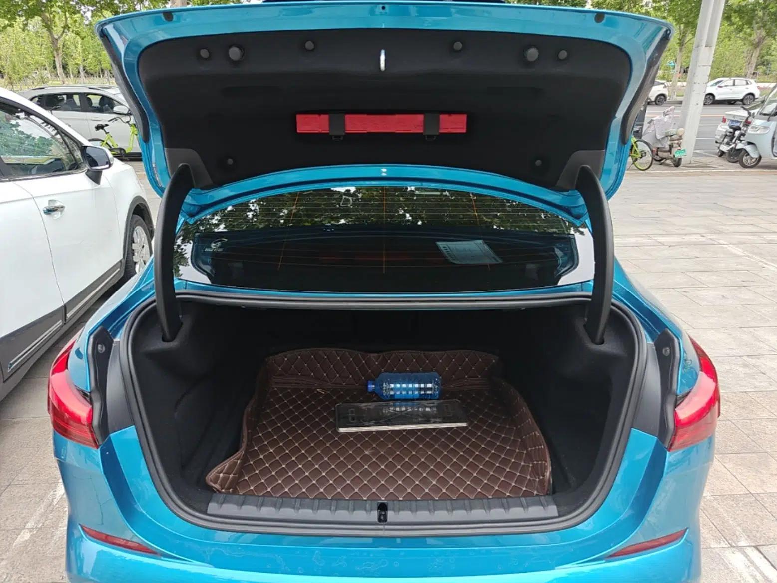 BMW 2 Series 2021 225i 4-Door Coupe M Sport Package — миниатюра 30