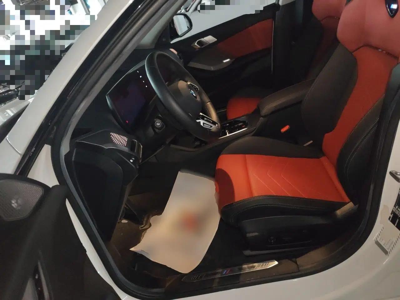 BMW 2 Series 2025 225L M Sport Night Edition Package — миниатюра 15