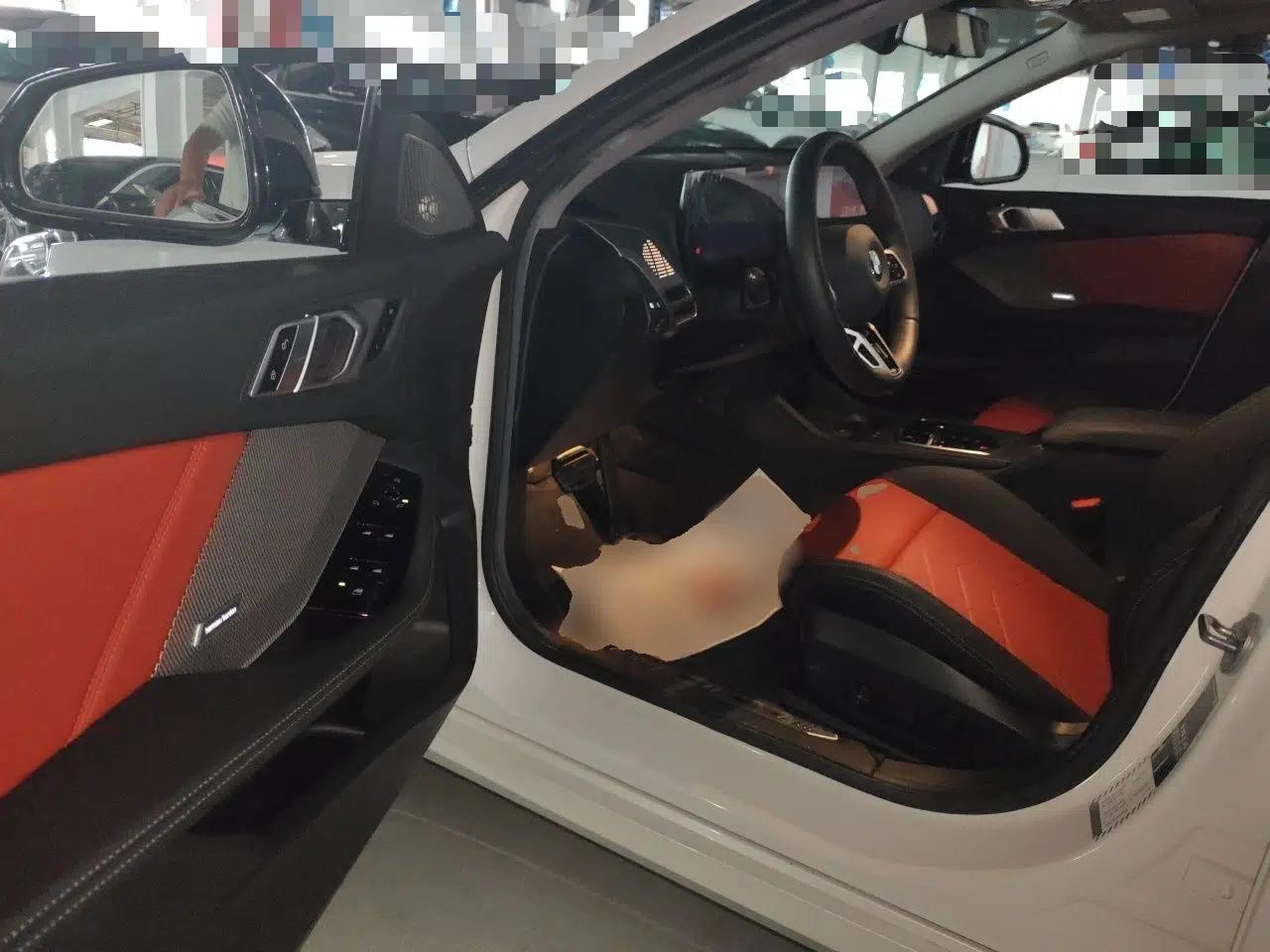 BMW 2 Series 2025 225L M Sport Night Edition Package — миниатюра 16