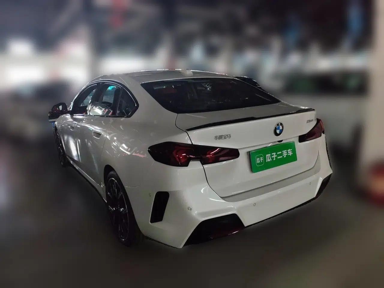 BMW 2 Series 2025 225L M Sport Night Edition Package — миниатюра 4