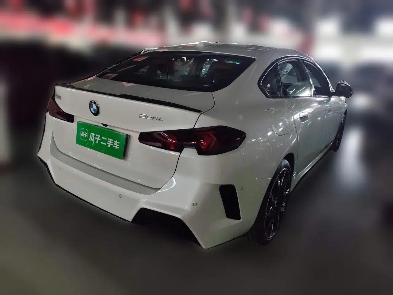 BMW 2 Series 2025 225L M Sport Night Edition Package — миниатюра 6