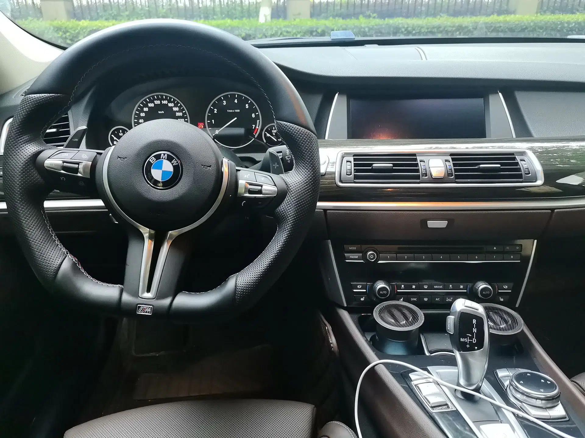 BMW 5 Series GT 2014 528i Luxury Edition — миниатюра 9
