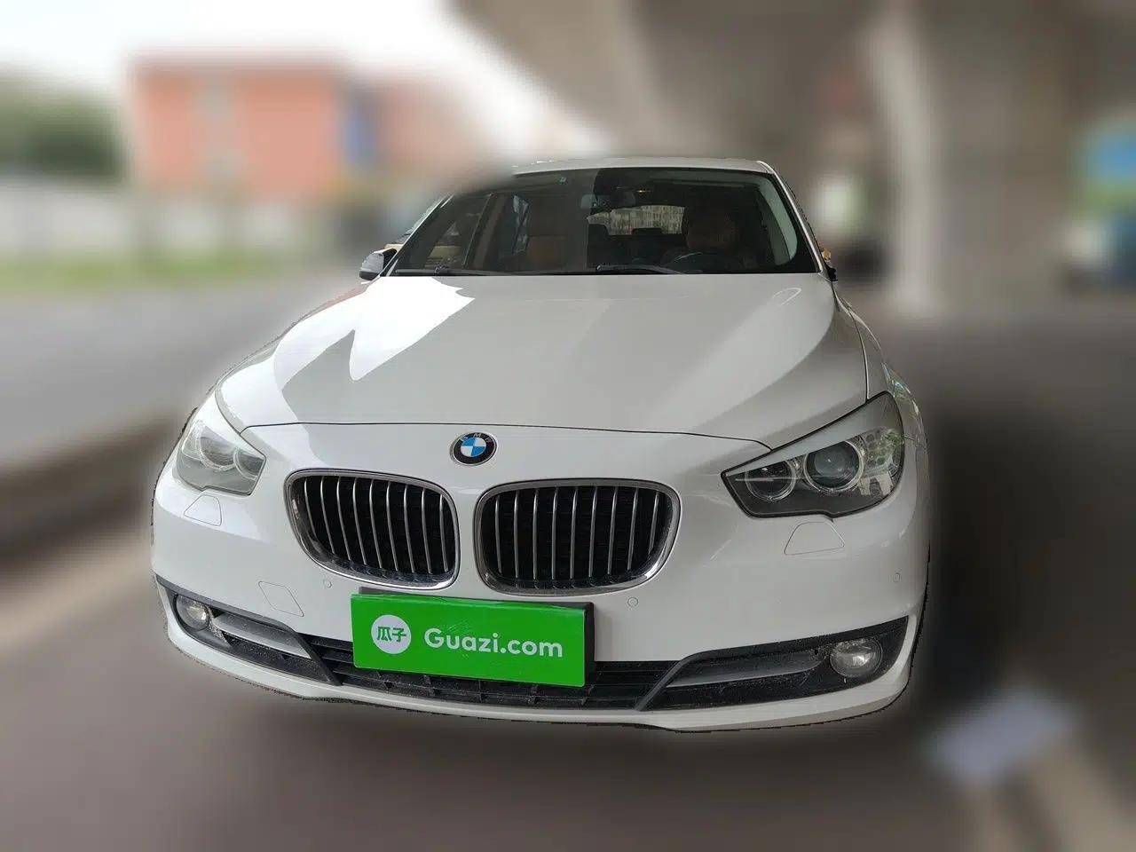 BMW 5 Series GT 2014 528i Leading Model — миниатюра 2