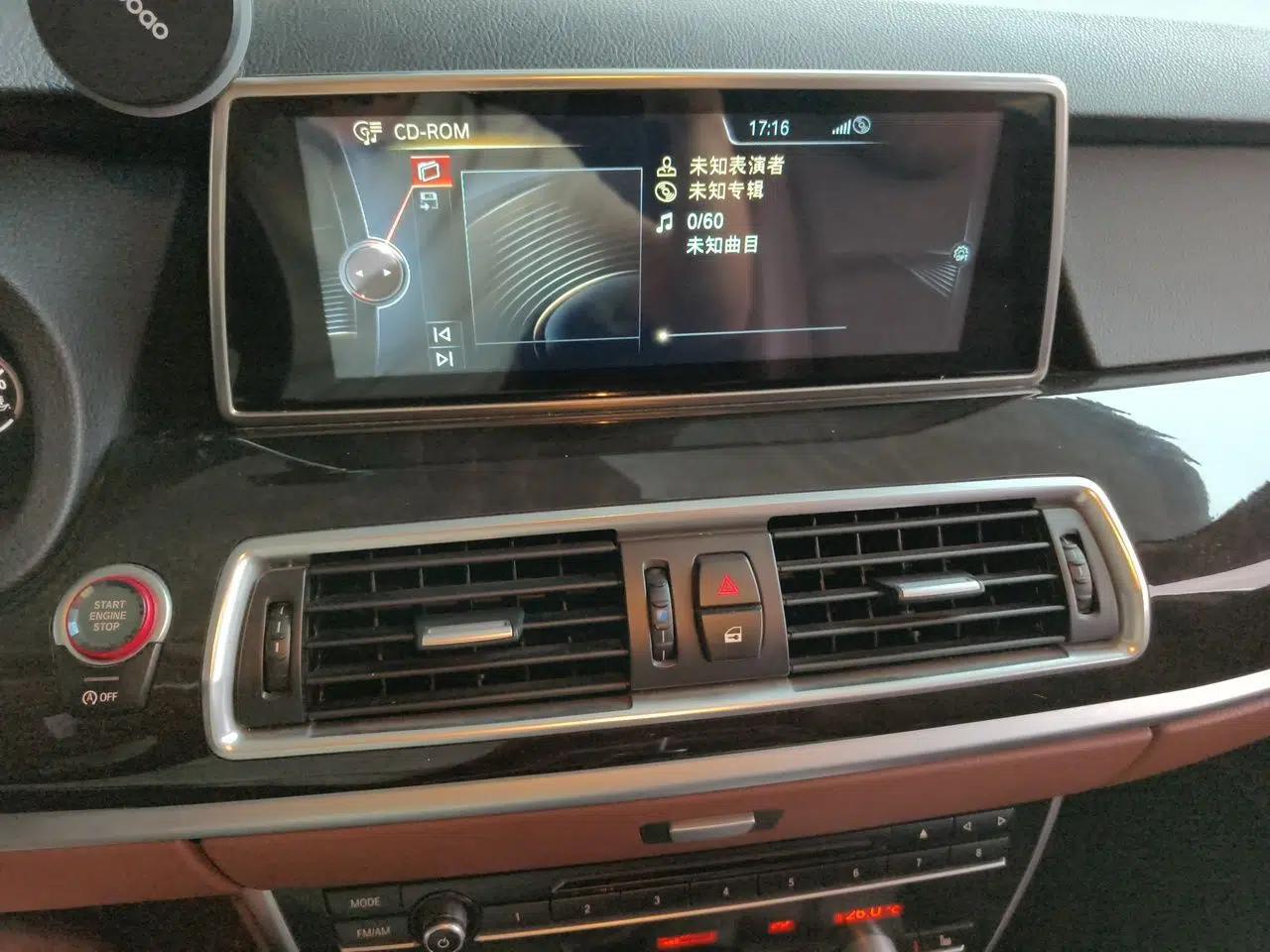 BMW 5 Series GT 2014 528i Leading Model — миниатюра 13