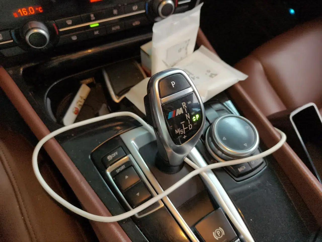 BMW 5 Series GT 2014 528i Leading Model — миниатюра 14