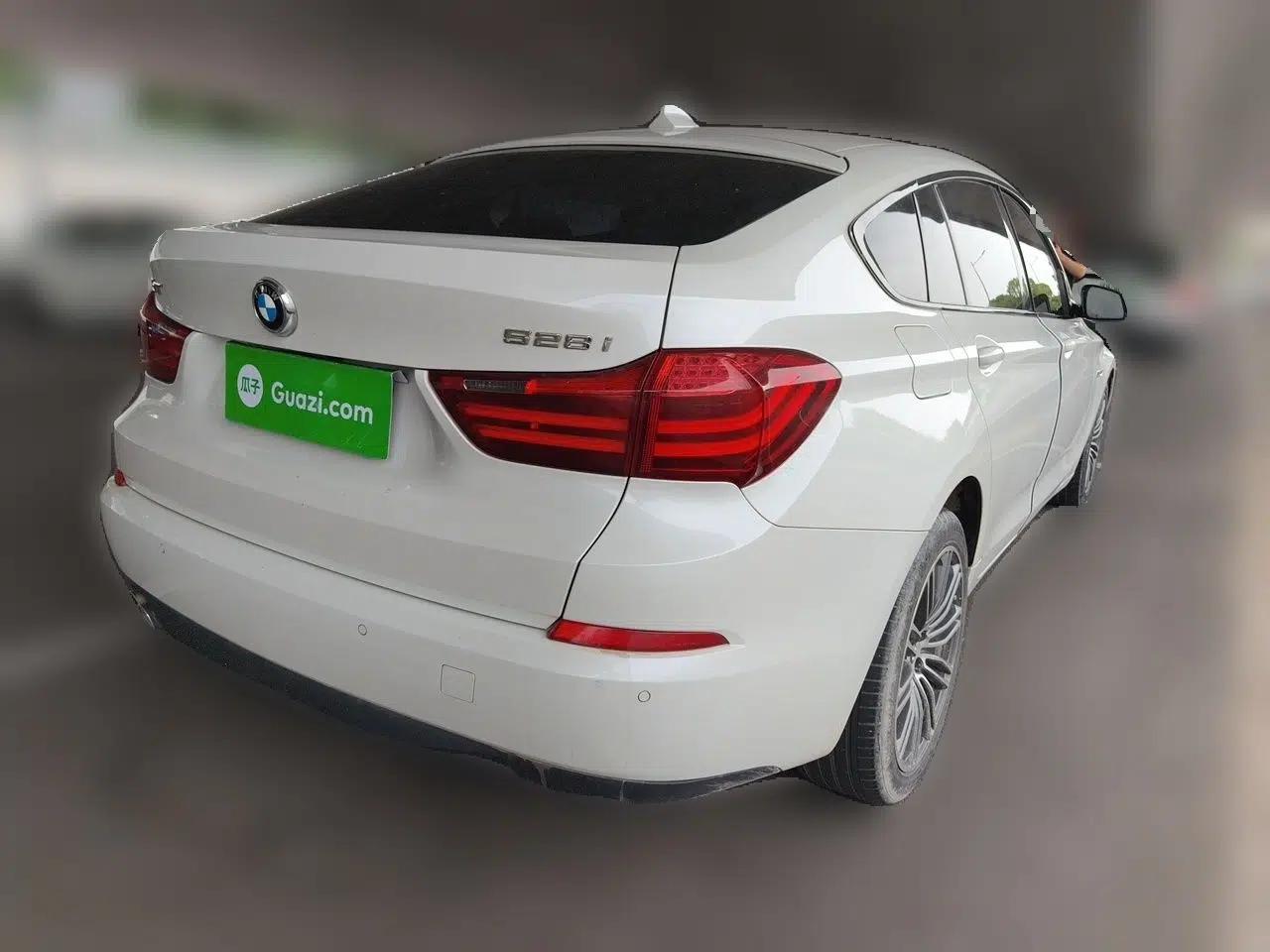 BMW 5 Series GT 2014 528i Leading Model — миниатюра 6