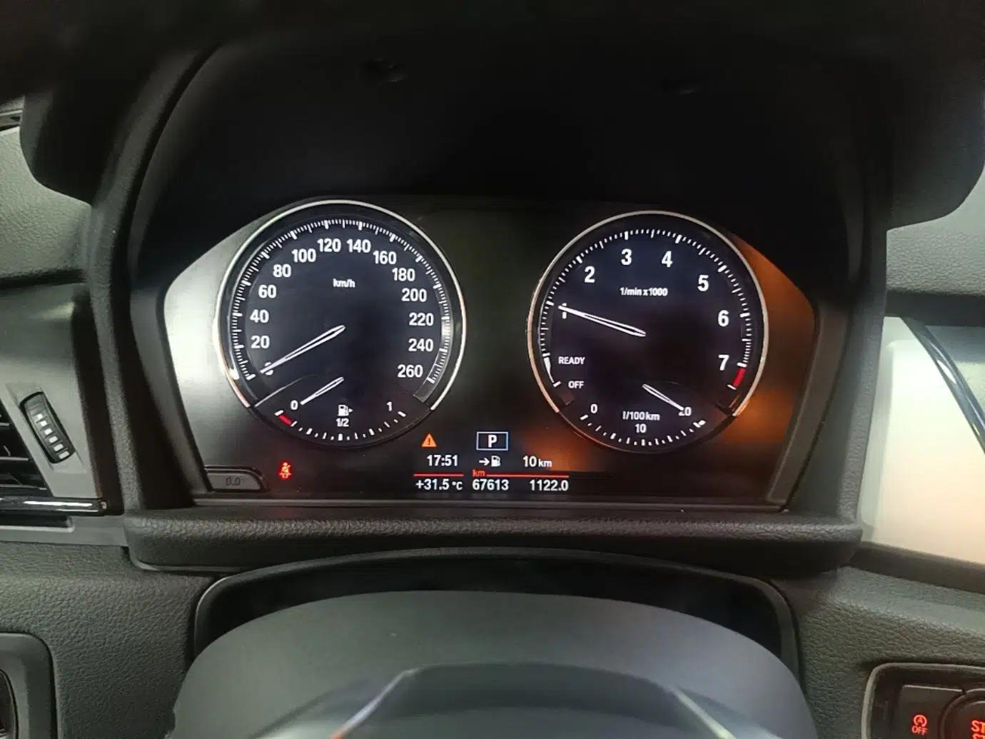 BMW 2 Series Gran Tourer 2019 220i Leading Model — миниатюра 19