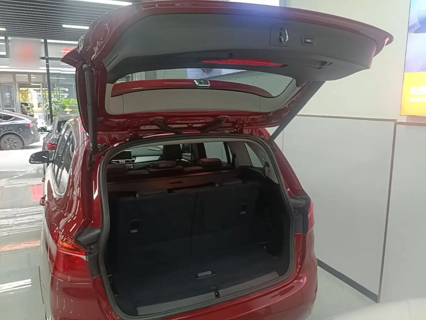 BMW 2 Series Gran Tourer 2019 220i Leading Model — миниатюра 27