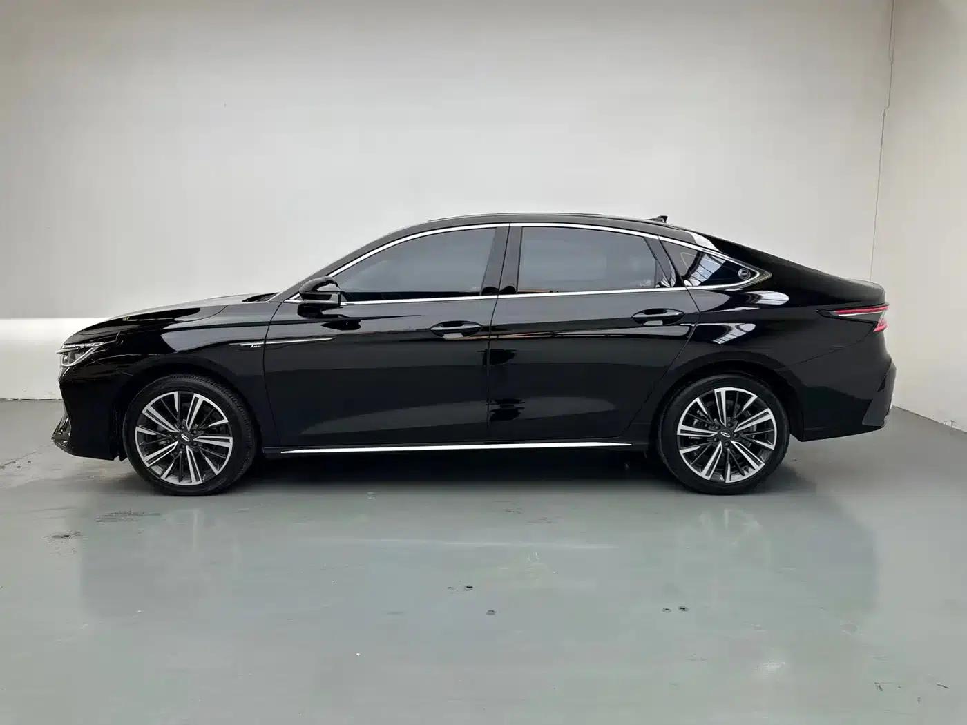 Chery Arrizo 8 2025 1.6T DCT — миниатюра 3