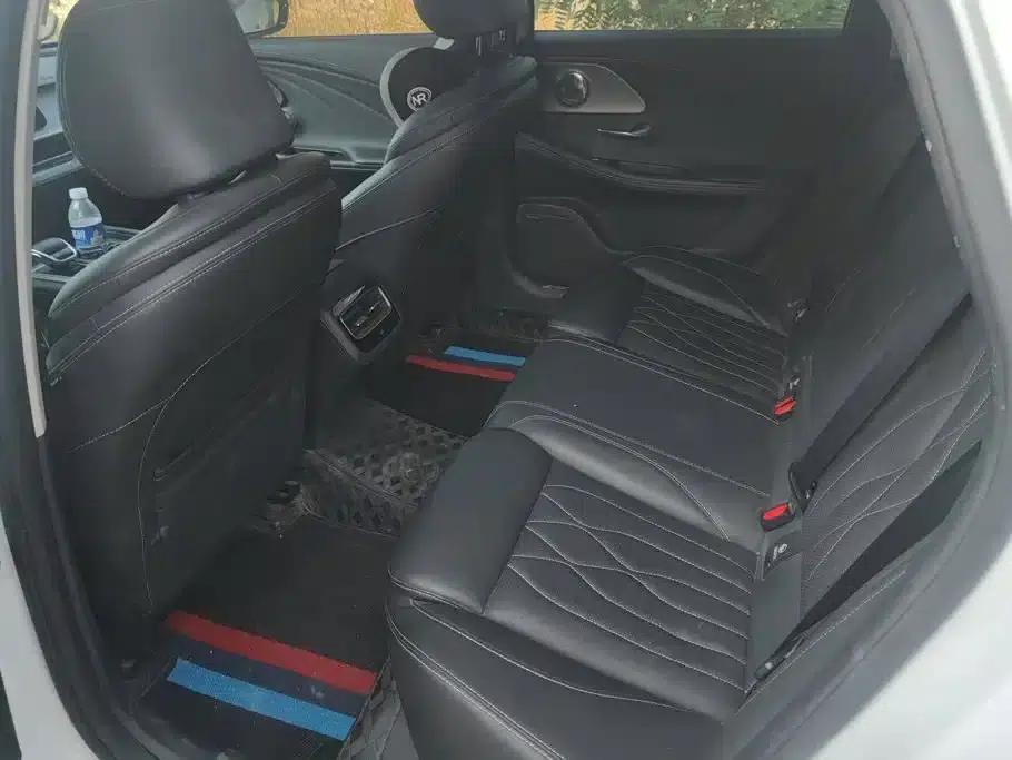 Chery Arrizo 8 2022 1.6T DCT Elegance — миниатюра 11