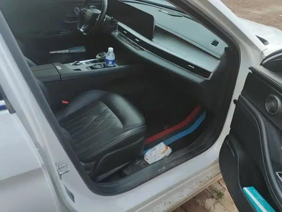 Chery Arrizo 8 2022 1.6T DCT Elegance — миниатюра 8