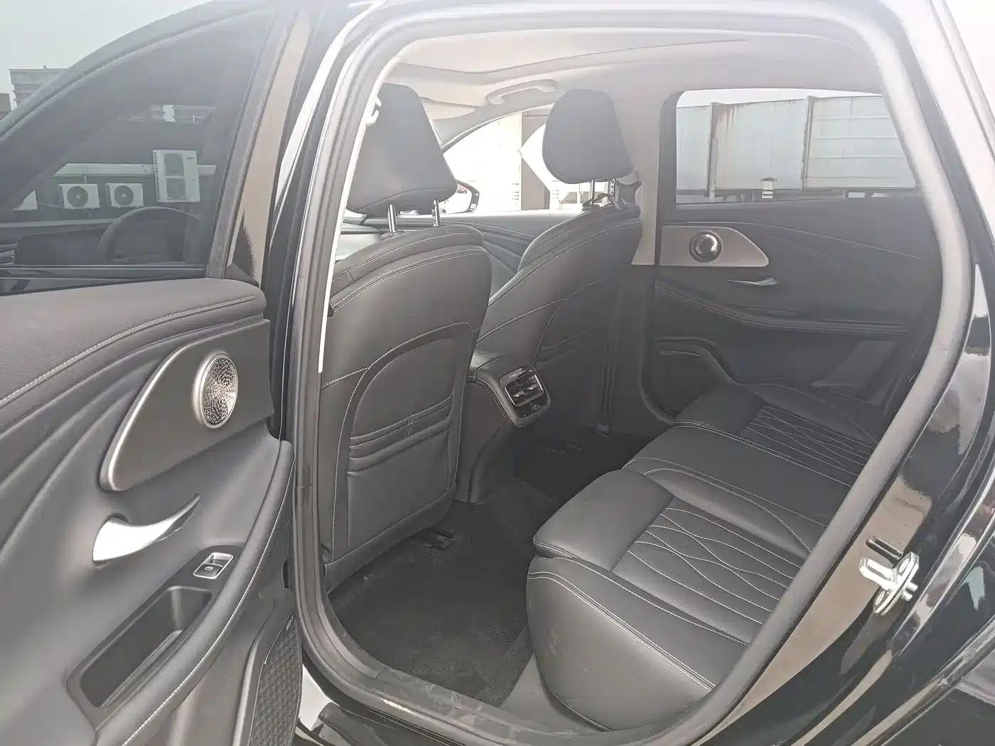 Chery Arrizo 8 2024 High-Performance Edition 2.0T DCT — миниатюра 9