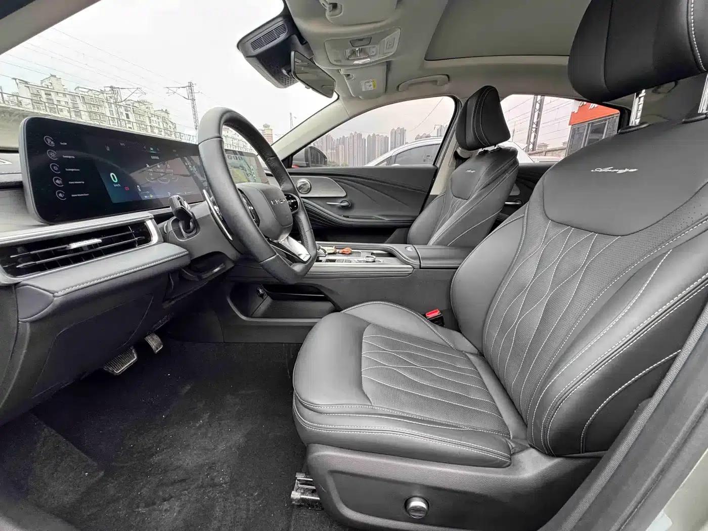 Chery Arrizo 8 2022 1.6T DCT Elegance — миниатюра 9