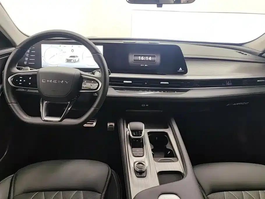 Chery Arrizo 8 2024 High-Performance Edition 2.0T DCT — миниатюра 12
