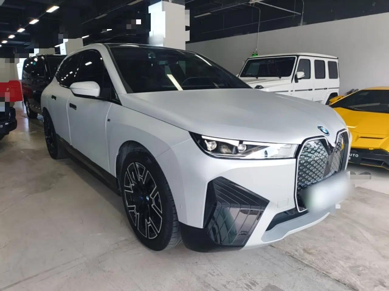 BMW iX 2022 xDrive40 — миниатюра 3